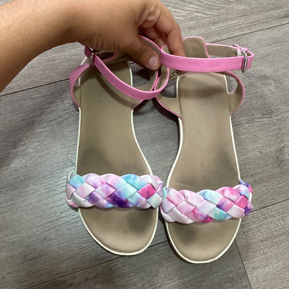 The Children’s Place Girls Tye Dye Sandals